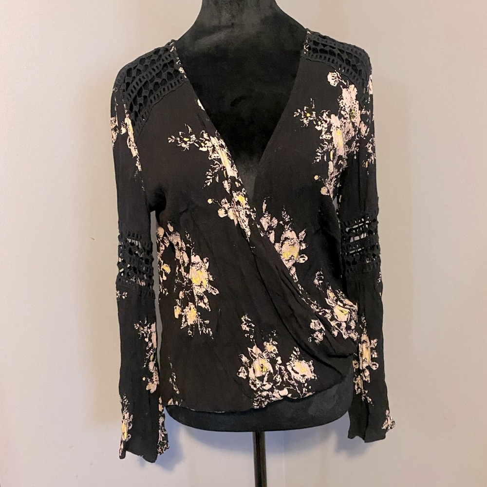 LoveStitch Top Size Small